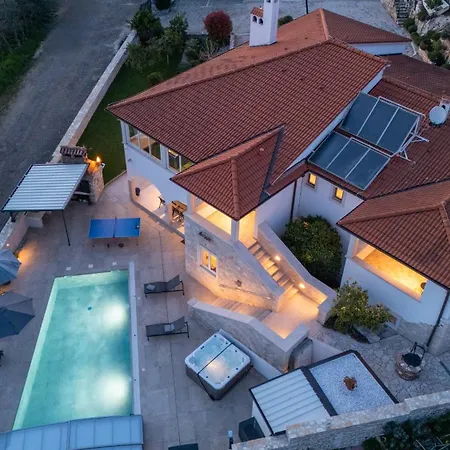 Salteria 3, Pool, Private Territory, Pinery Villa *